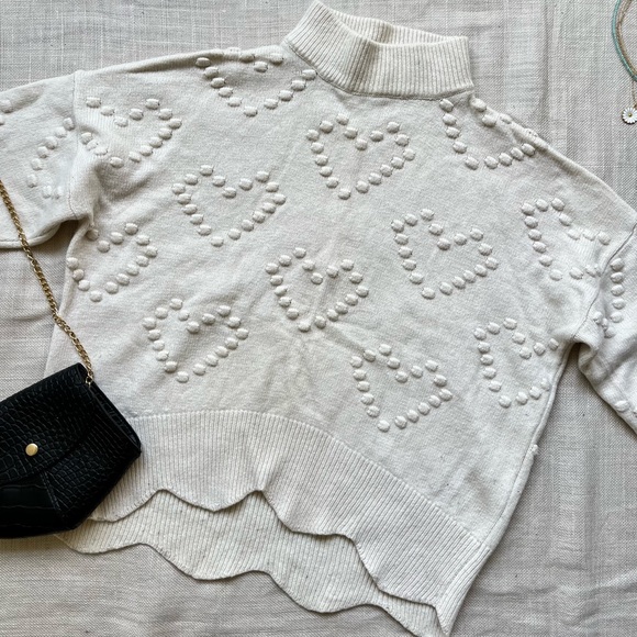 NWOT Off White Scalloped High Neck Hearts Sweater - Picture 7 of 8